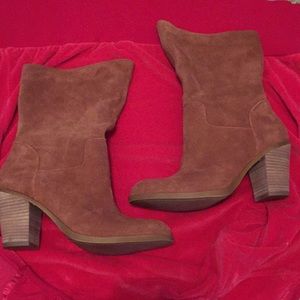 NIB LUCKY BRAND- EMBRLEIGHT CHIPMUNK SUEDE BOOTS